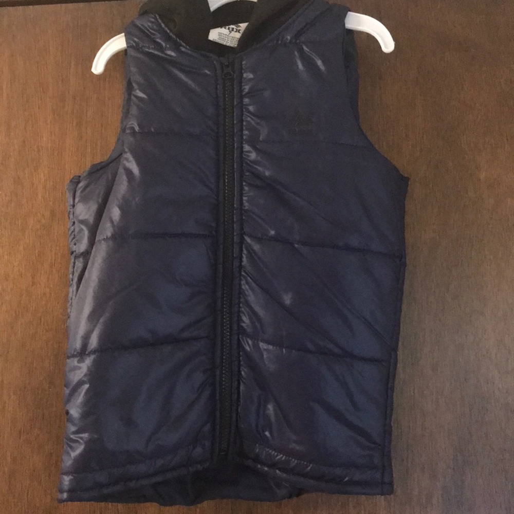 Boys size 7 RBX vest